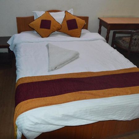 Kings Land Hotel Kathmandu Exterior foto