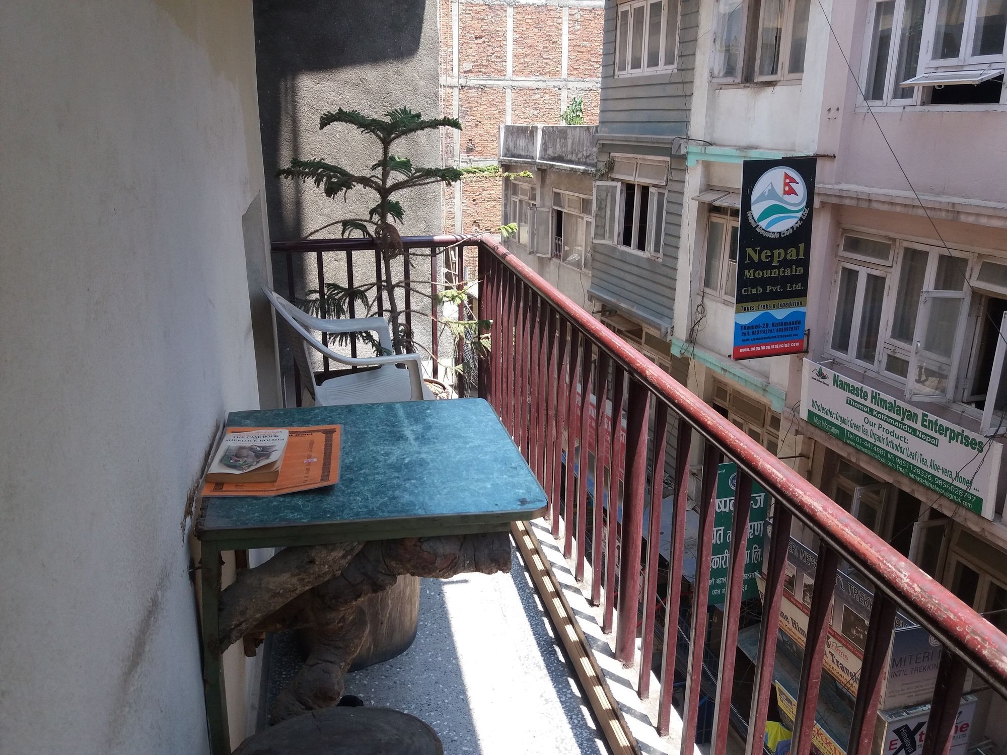 Kings Land Hotel Kathmandu Exterior foto